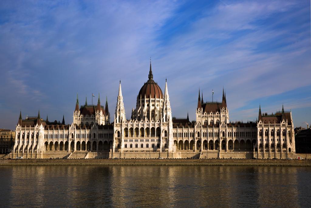 Chain Bridge Studio Apartment Budapest Exterior photo